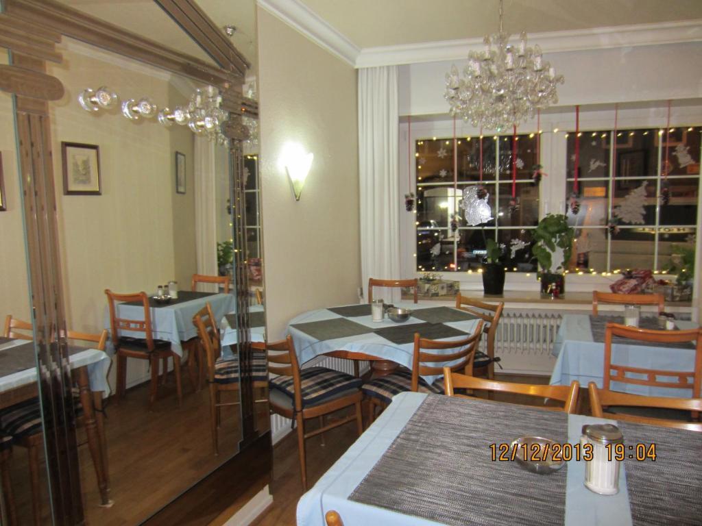老城区莱茵河景酒店 杜塞尔多夫 外观 照片